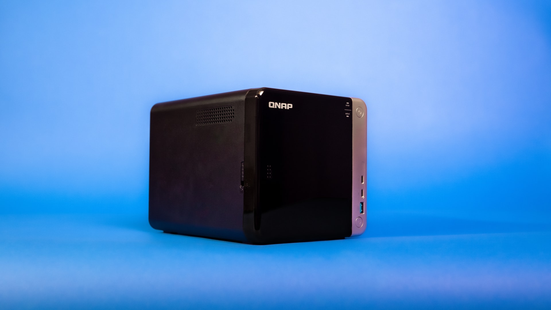 Picture of a QNAP NAS